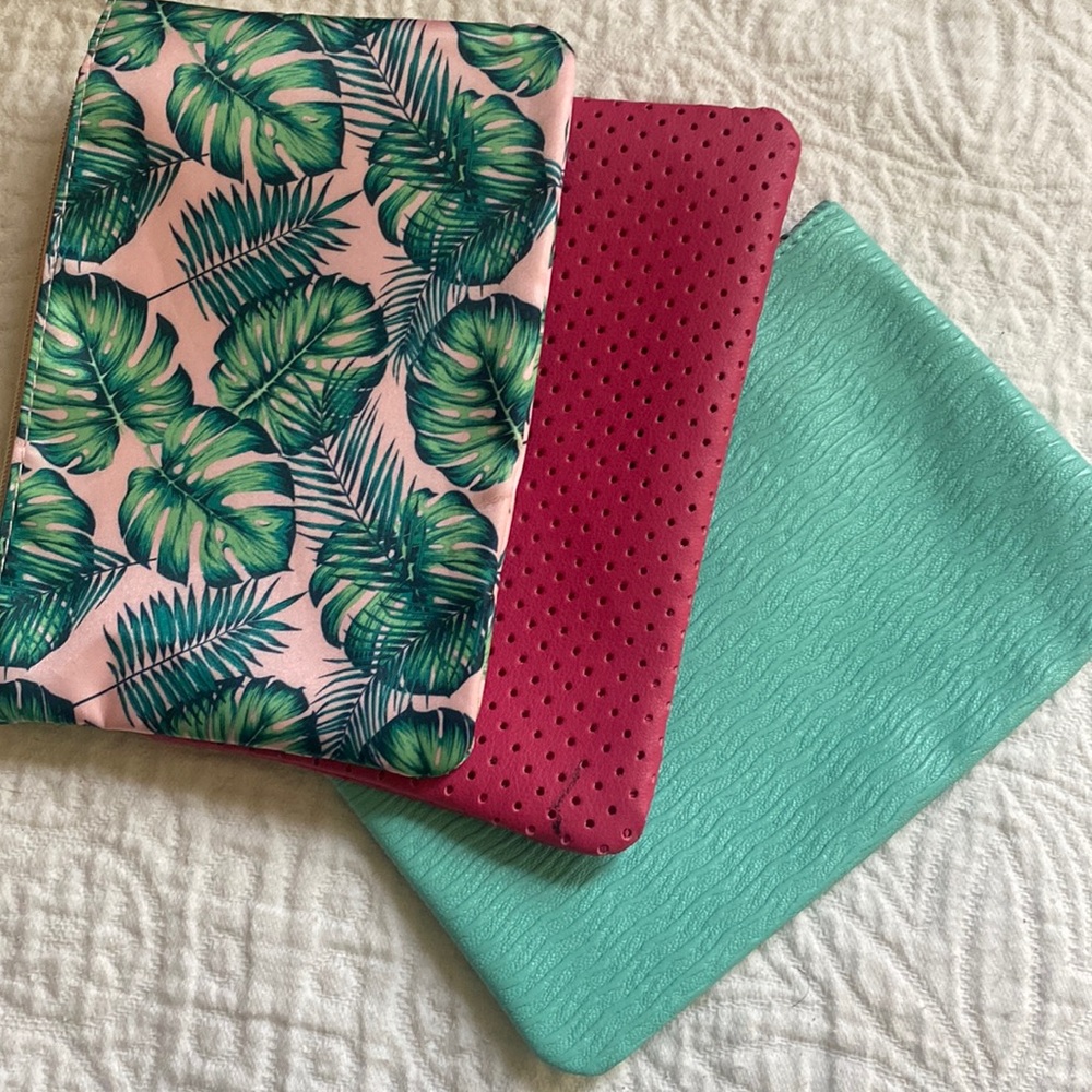 Ipsy makeup glam bag bundle